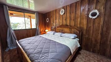 Free WiFi, bed sheets, wheelchair access