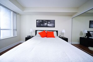 Studio Suite - The Skyline Paramount  (Toronto)