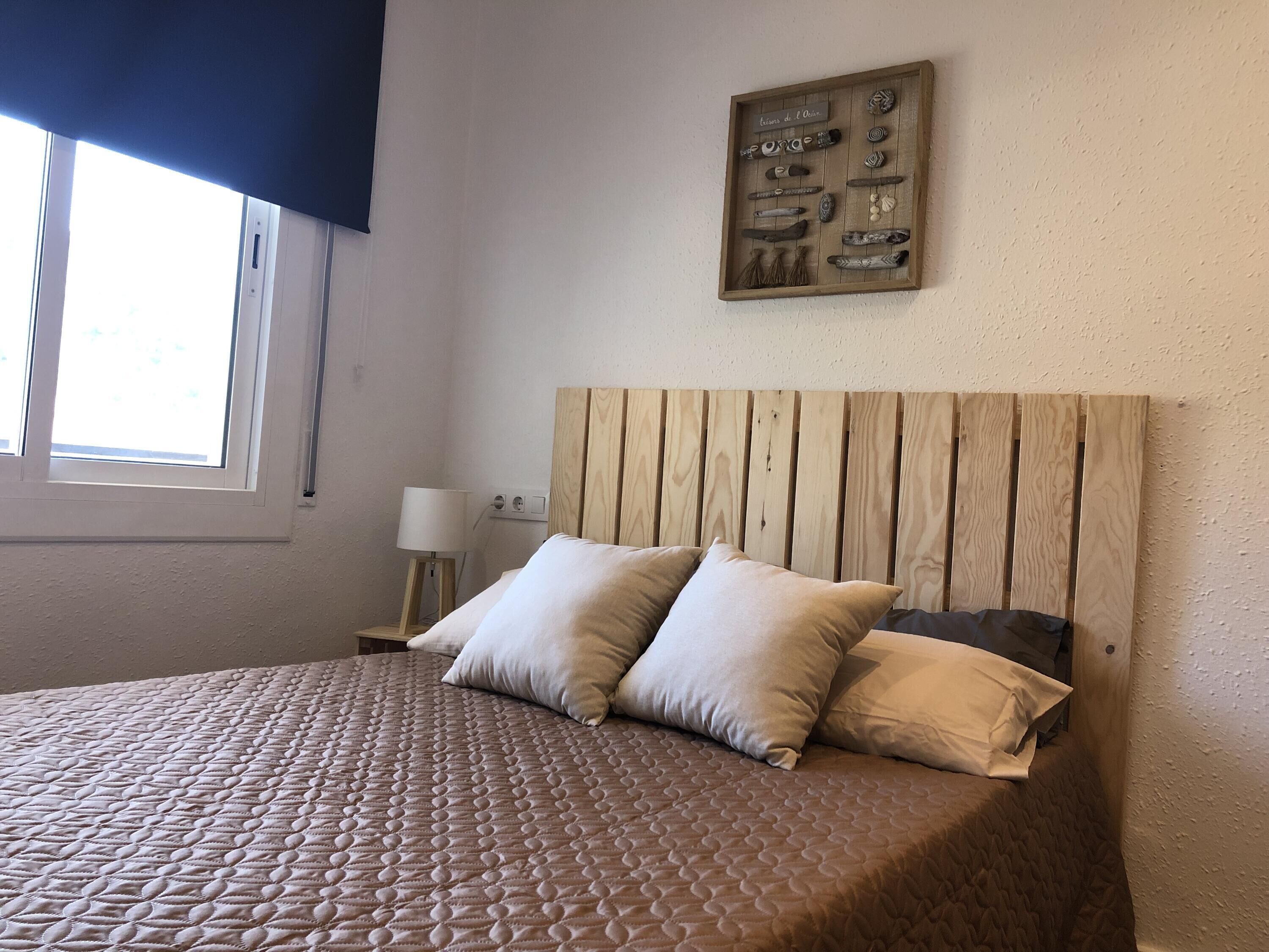 2 Schlafzimmer, Bügeleisen/Bügelbrett