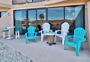 Outdoor dining - Shared Heated Pool, Boardwalk to Beach (Corpus Christi)