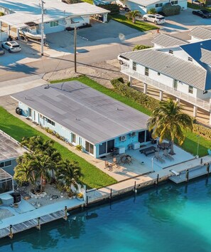 Unclassified image, 5 of 24, button