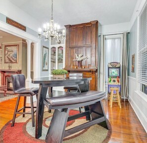 Unclassified image, 2 of 21, button - Walk to Downtown: Historic Home in Mobile (Mobile)