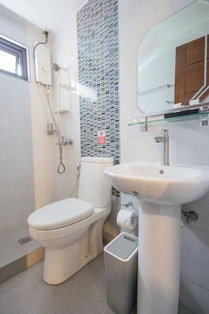 Comfort Room - Skypark Bay Hotel (Parañaque)