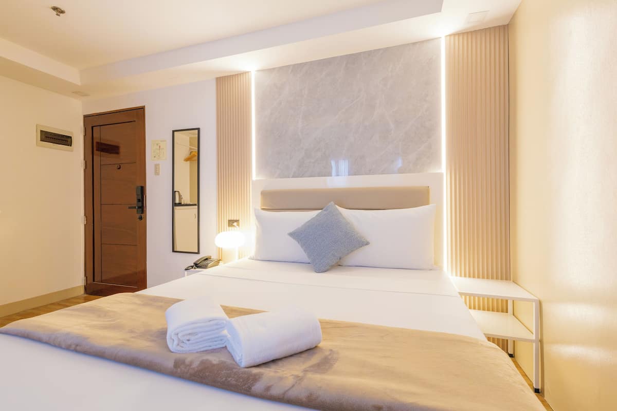 Chambre Confort double | AccĂšs au Wi-Fi (inclus)