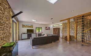 Unclassified image, 4 of 14, button - Cottage with swimming pool (Saint-Geniès)