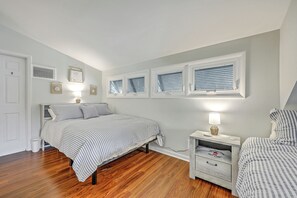 3 chambres, fer et planche à repasser, Wi-Fi gratuit, draps fournis