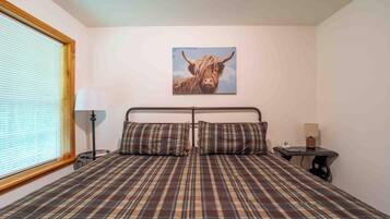 2 chambres, fer et planche Ă repasser, Wi-Fi gratuit, draps fournis