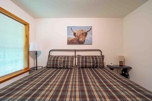 2 chambres, fer et planche à repasser, Wi-Fi gratuit, draps fournis