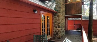 Cozy Twain Harte Cabin Sleeps 8 2BR/2BA WiFi + Fireplace Retreat