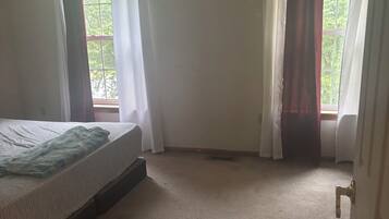 3 sovrum, internet och sängkläder