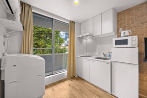 Appartement, balcon, vue ville | Vue de la chambre