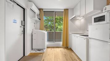 Basic Apartment, Balcony, City View | Terrace/patio