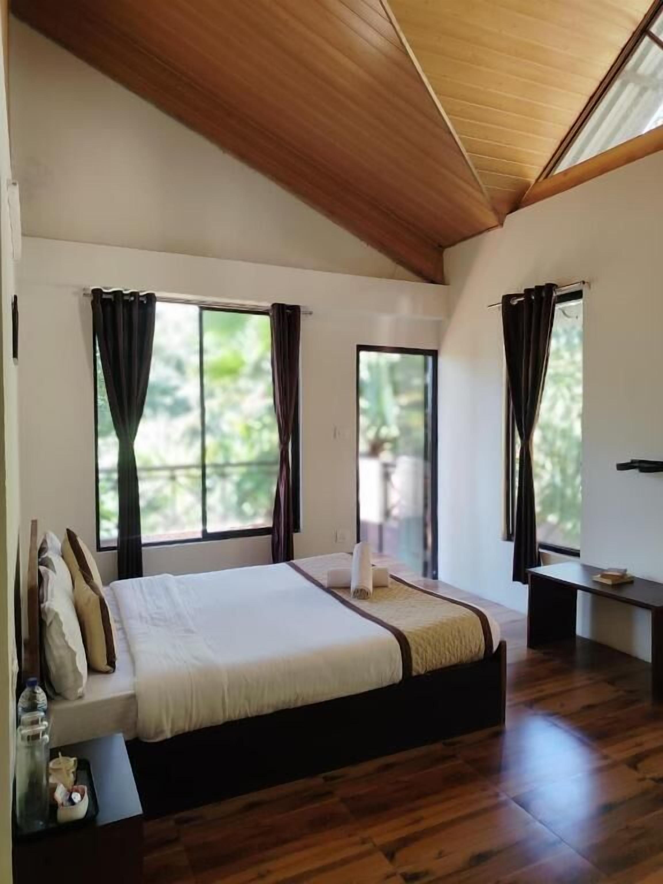 Deluxe Double Room, 1 Queen Bed, Balcony