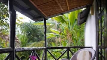 Cottage Premium, 1 grand lit, fumeur, balcon | Coin séjour