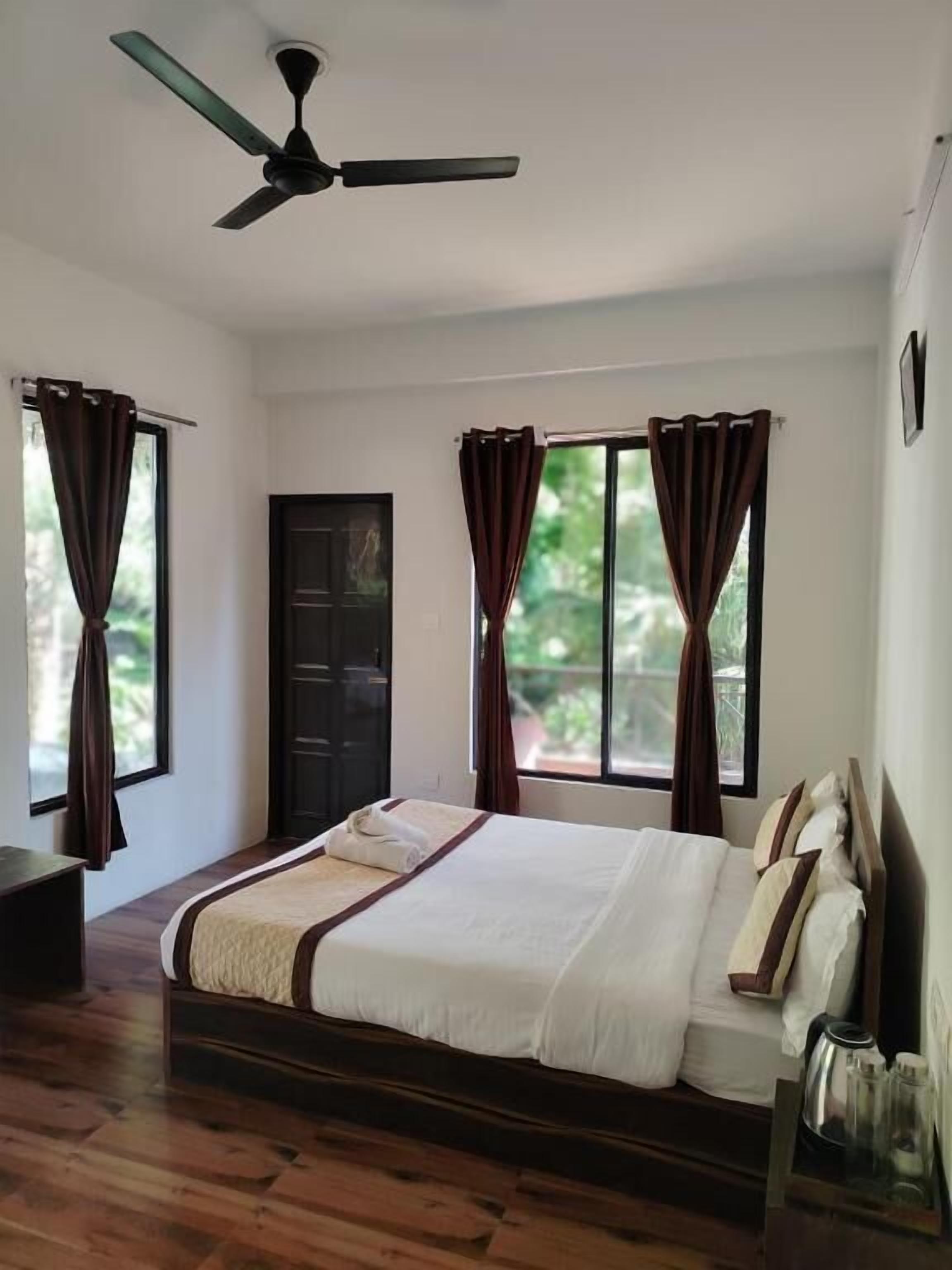 Phòng đôi Deluxe, ban công, quang cảnh núi