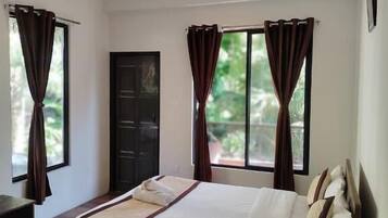 Phòng đôi Deluxe, ban công, quang cảnh núi