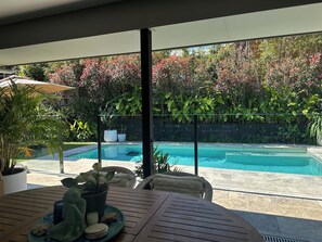 Unclassified image, 2 of 27, button - Peaceful Tropical Oasis in Central Coolum Beach - Dog Friendly! (Coolum Beach)