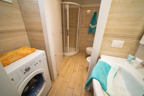 Shower - Appartamenti Procchio - Marina (Marciana)