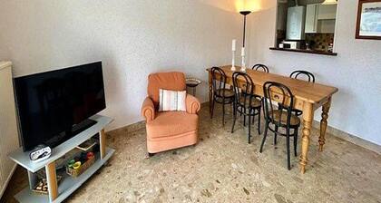 3 Rooms for 4 People