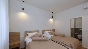 Villa | 5 bedrooms, iron/ironing board