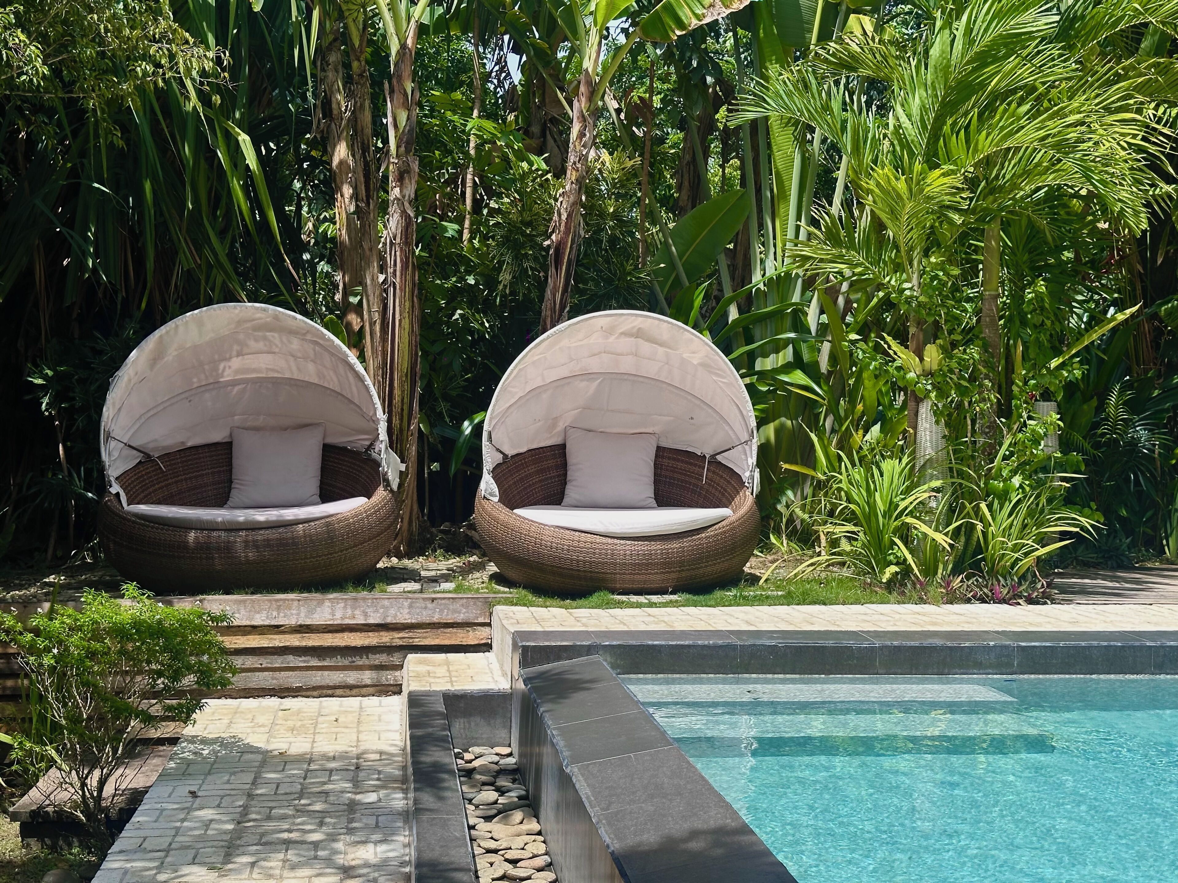 2 piscine all'aperto