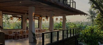 Jungle Nest Resort