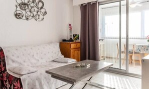 Living area - Close to the Port and the Beach (Frontignan)