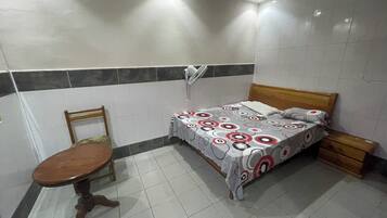 2 chambres, fer et planche Ă repasser, Wi-Fi, draps fournis