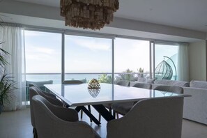 Dining - Oceanfront Peninsula PtoVallarta/3BR• (Puerto Vallarta)