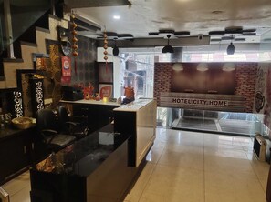 House | Reception - Collection O Sangla Shivala Temple Ludhiana (Ludhiana)