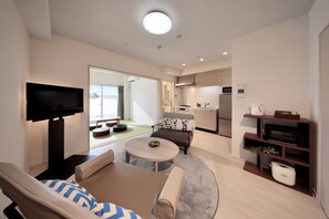 Japanese-style Condo | Living area