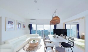 Executive Condo, Balcony, Resort View | Living area | TV - Crystal Exe Nankishirahama2 (Shirahama)
