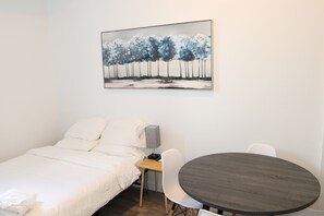 Unclassified image, 3 of 16, button - Budget 1BR for 2 Guests in Pavonia (Jersey City)