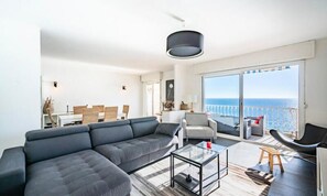 Living area - Magnifique 3 Pieces Vue Mer Cannes (Cannes)