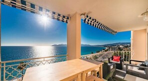 Outdoor dining - Magnifique 3 Pieces Vue Mer Cannes (Cannes)