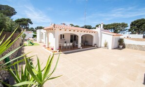 Outdoor dining - House in Cala Galdana Villa (Ferreries)