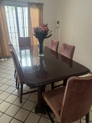 Dining - Casa Serena | Peaceful & Cozy Home Near Everything (Mazatlán)