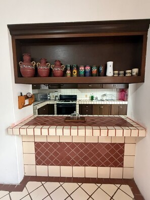 Een magnetron, een oven
