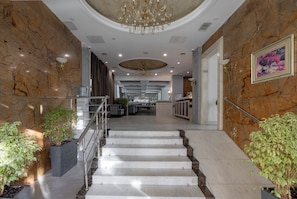 Front of property - Mountain View Residence Almaty (Almaty)