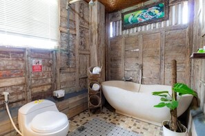 Room, 1 Bedroom, Smoking, Pool View | Bathroom - Room-deluxe Room With Pool View at Ubud (Ubud)