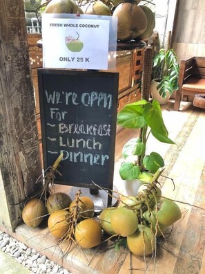 Værelse - 1 soveværelse - ryger - udsigt til pool | Diverse