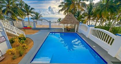 Your Perfect Coastal Escape 🌴