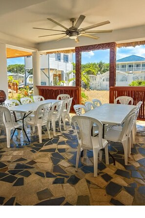 Outdoor dining - Your Perfect Coastal Escape 🌴 (Belize City)