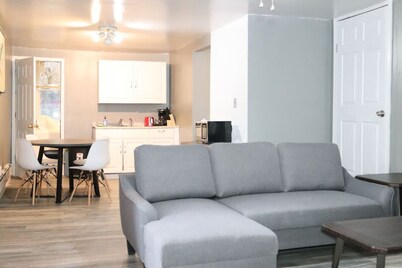 Budget Quiet Full 2BR Apartment