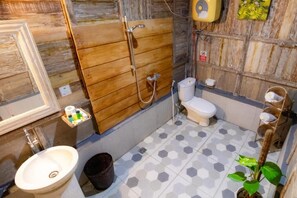 Room, 1 Bedroom, Smoking | Bathroom