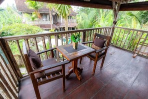 Room, 1 Bedroom, Smoking | Balcony