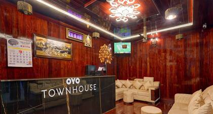 Super Townhouse NK Vivanta Luxury Rooms