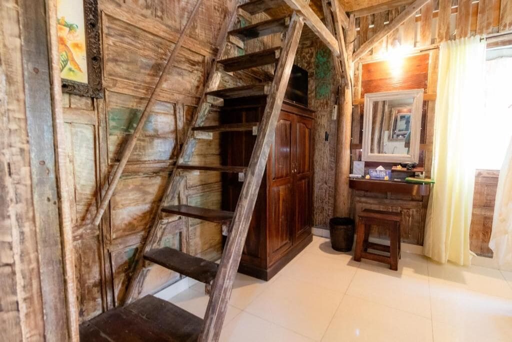 Bungalow, 2 Bedrooms, Smoking | Interior