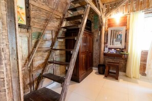 Bungalow, 2 Bedrooms, Smoking | Bahagian dalam