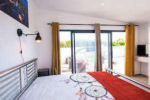 1 bedroom, desk, WiFi (free), bed sheets